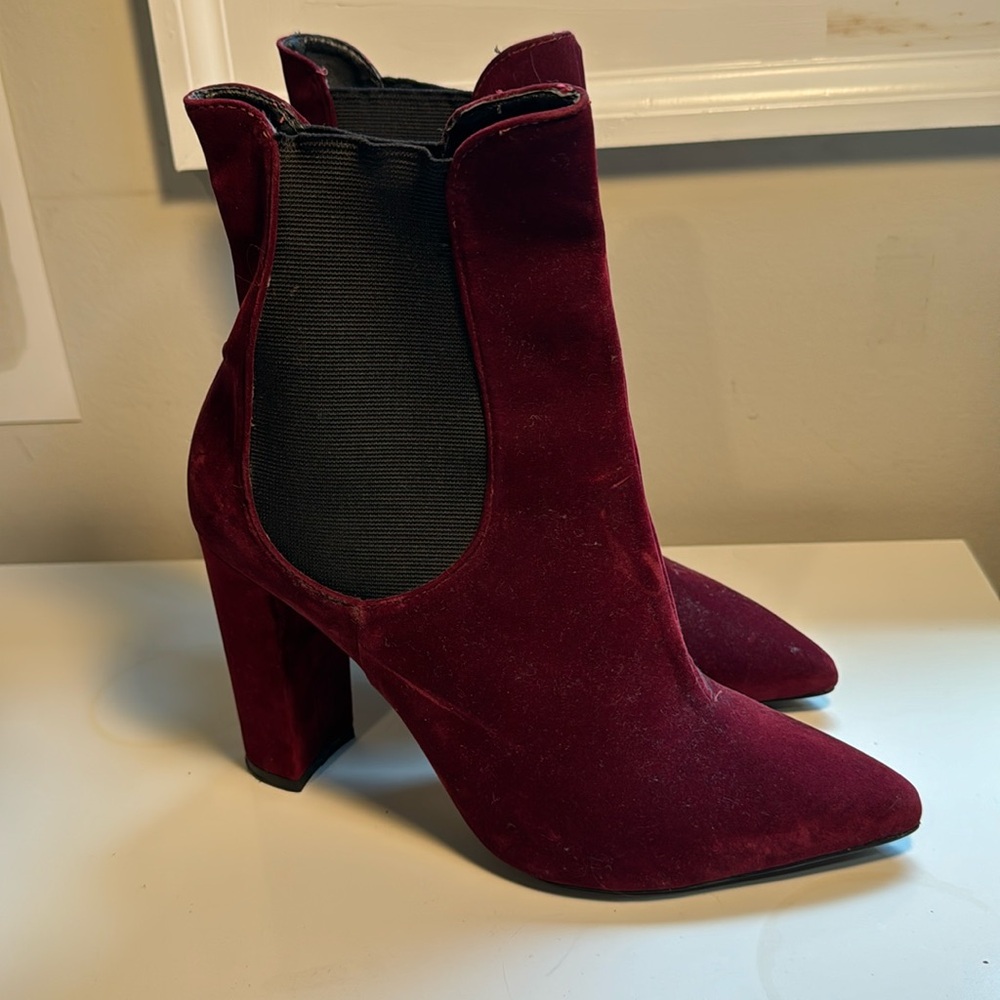 Velvet boots
